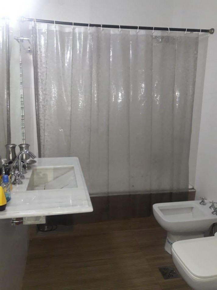CASA REMODELADA - Zona Norte