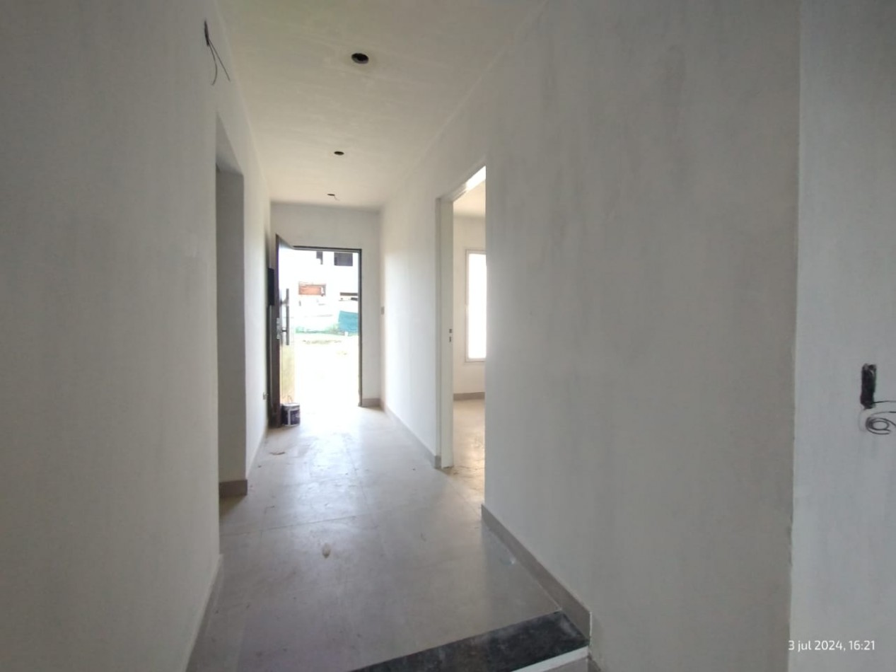 Casa NUEVA A ""TERMINAR"" - Yerba buena