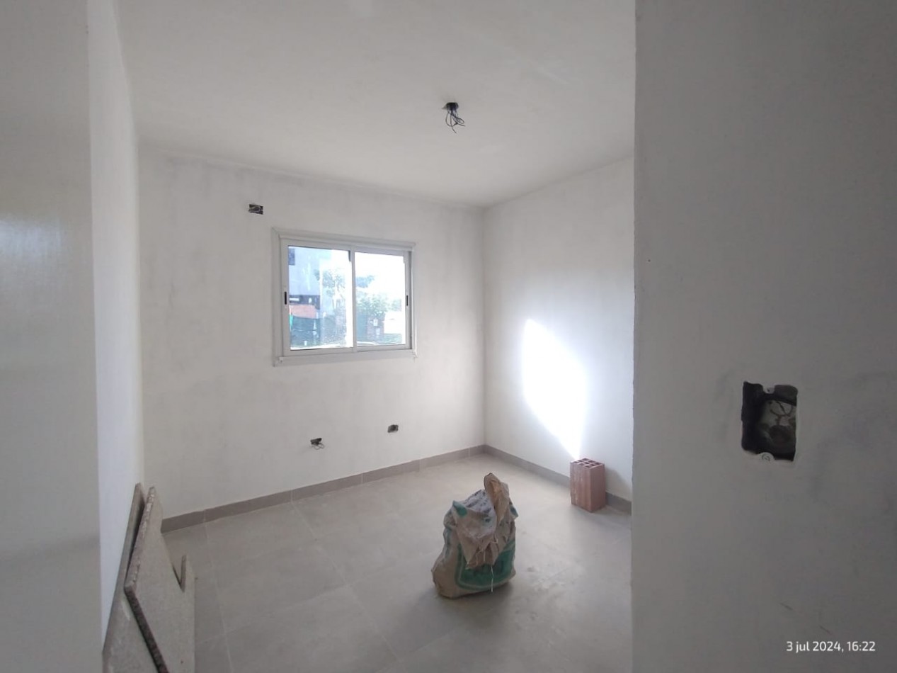 Casa NUEVA A ""TERMINAR"" - Yerba buena