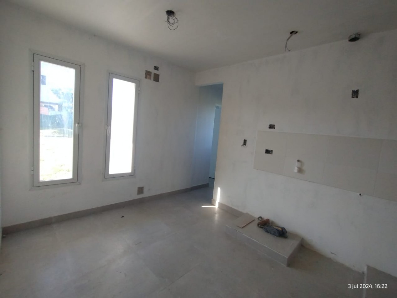 Casa NUEVA A ""TERMINAR"" - Yerba buena