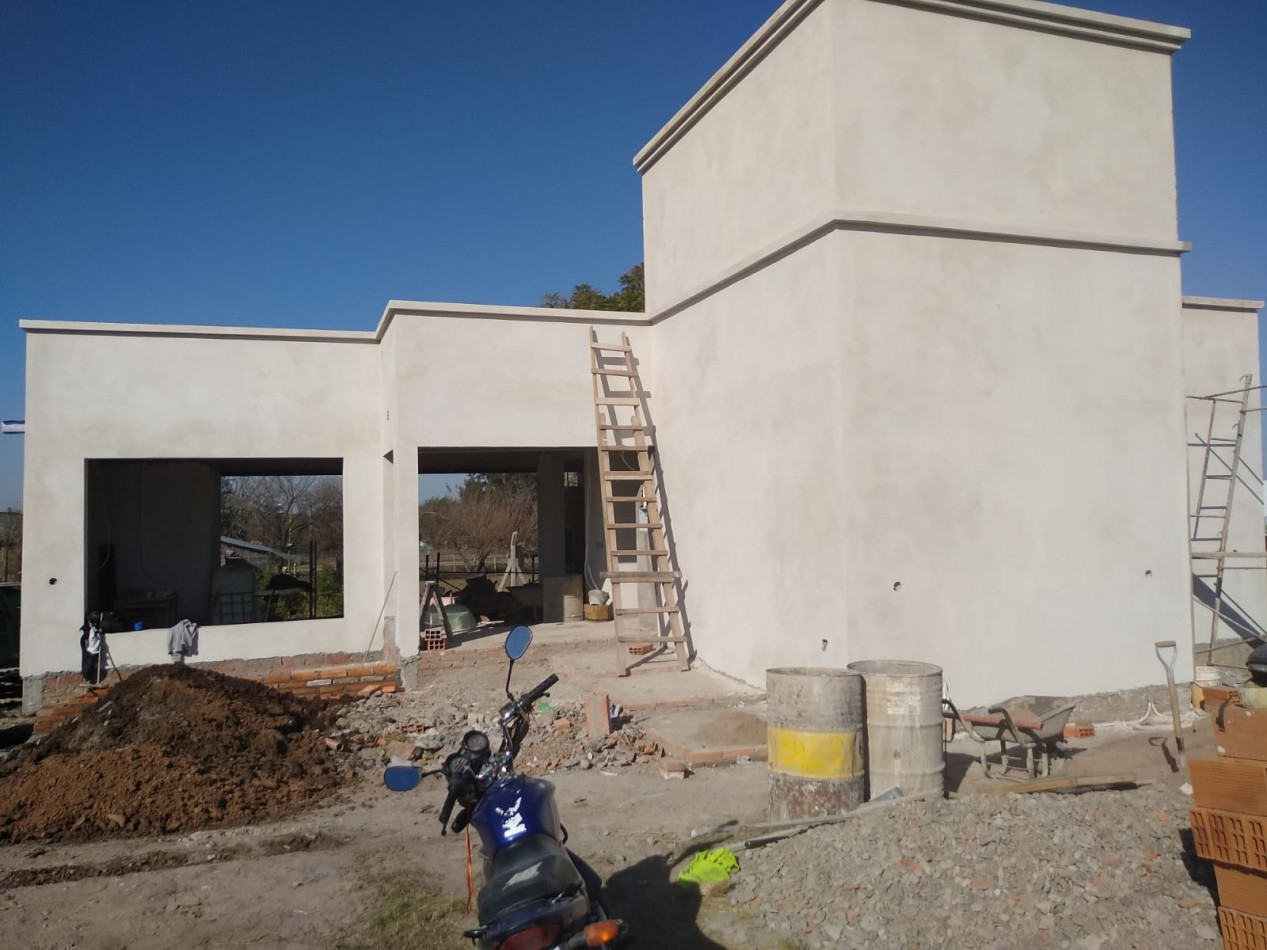 CASA A ESTRENAR B° LAGAR DE LOS NOGALES (EXCELENTE UBICACION)