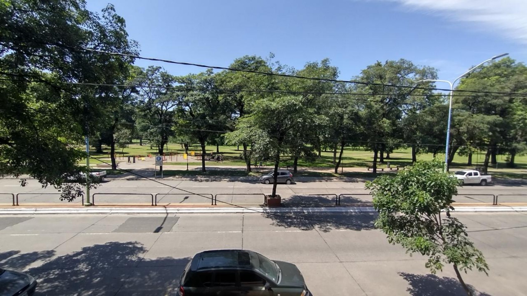av soldatti al 500 - frente al parque 9 de julio 