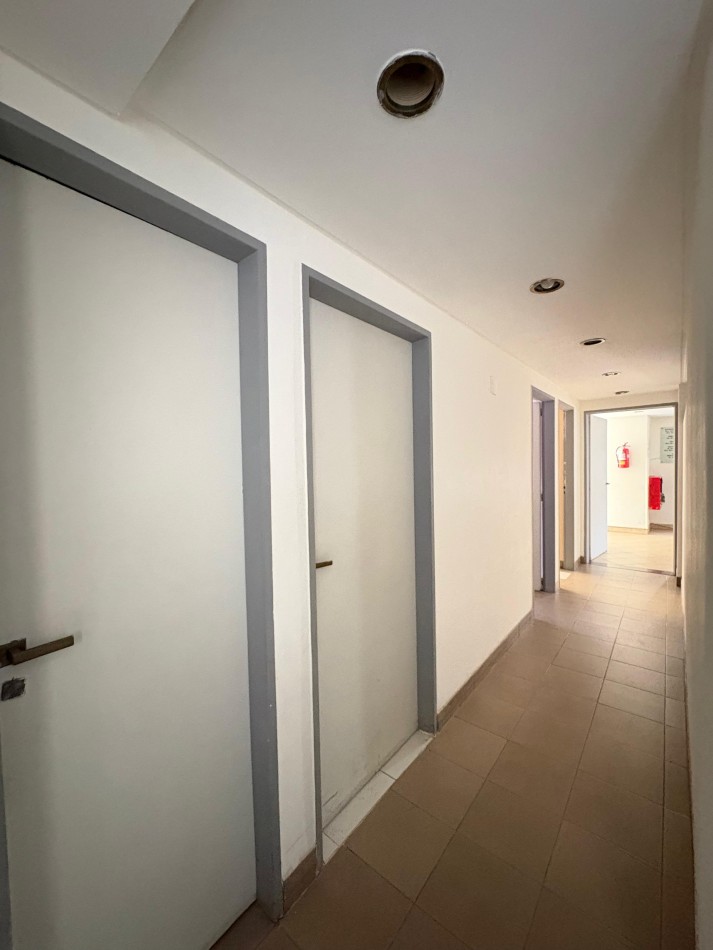 EN VENTA!! OFICINA TORRE MEDICA PARQUE - BALCARCE 480