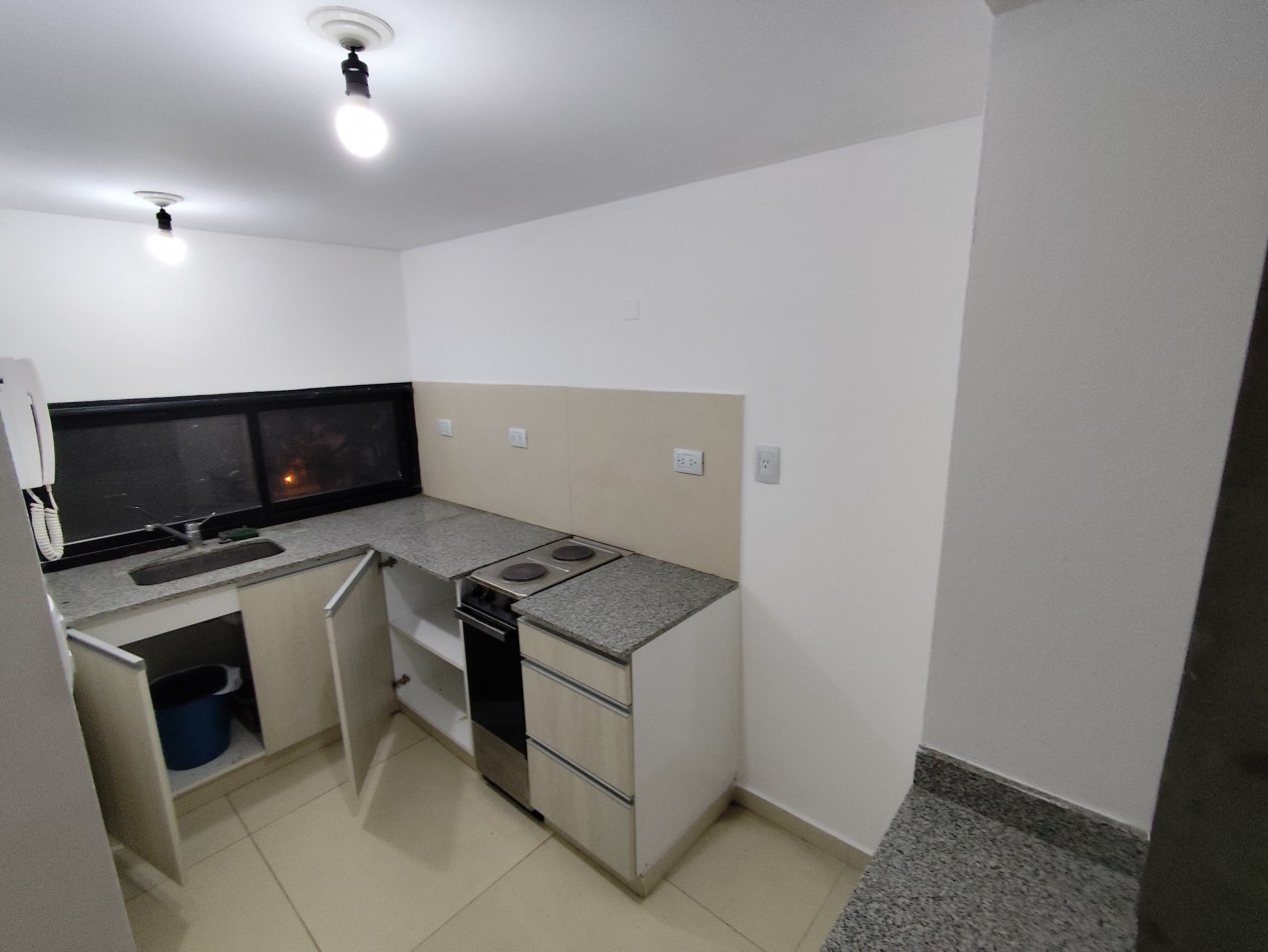 DEPTO 1 DORMITORIO EN ALQUILER MATE DE LUNA 2000