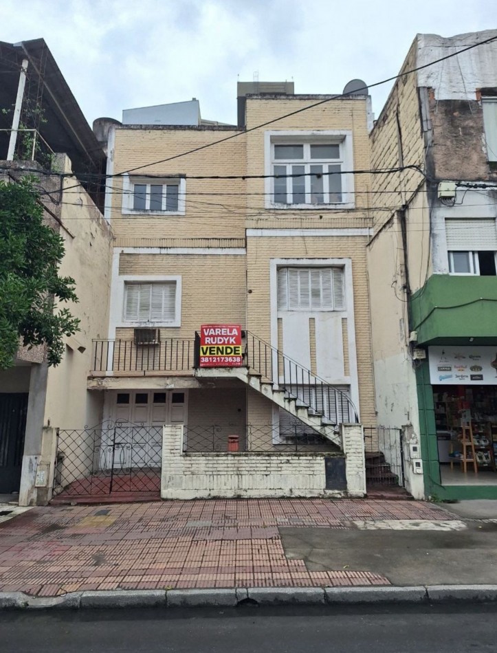 EN VENTA CASA CONGRESO 715, SMT, TUCUMAN